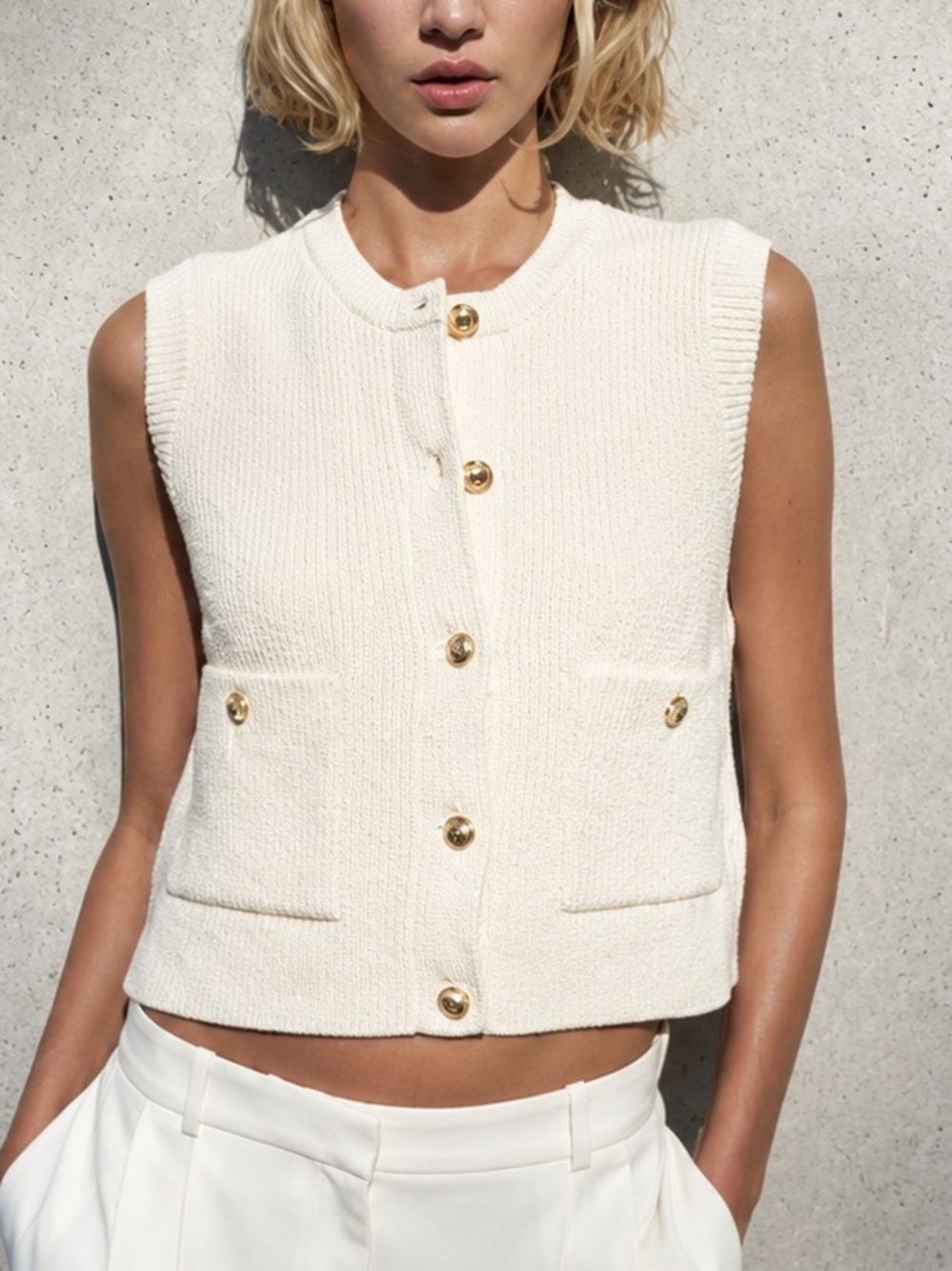 ZARA Ribbed Knit Sweater Gold Button Vest Ivory Large